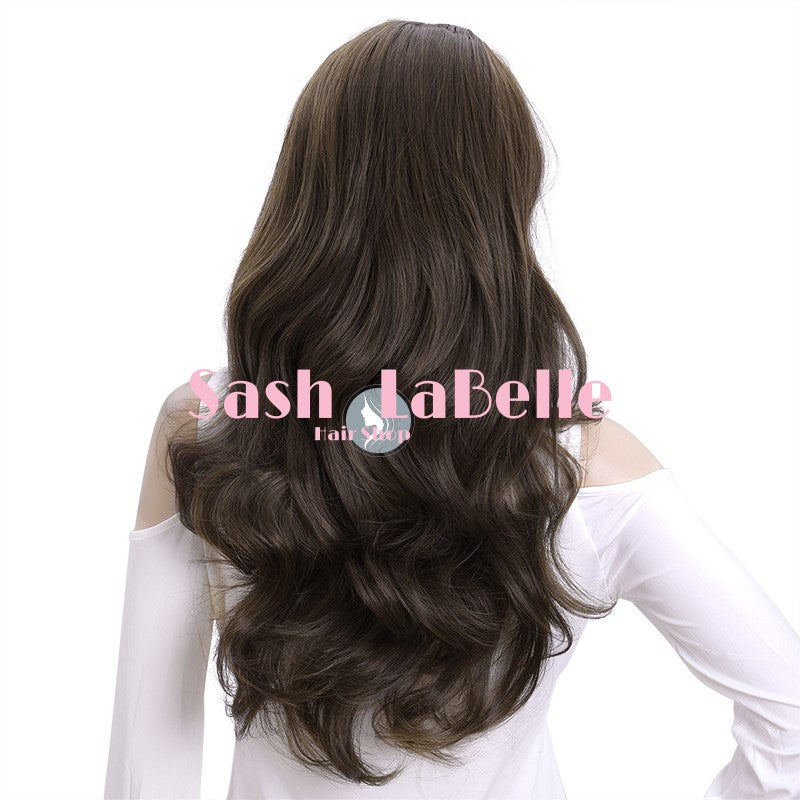 Versatility at best!😍 Clip in / half wig= endless hairstyles  possibilities. Perfect for girls who want to switch up their hairstyles  f... | Instagram